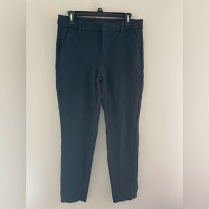 Women’s Size 10 Navy Liverpool Herringbone Dress Pants